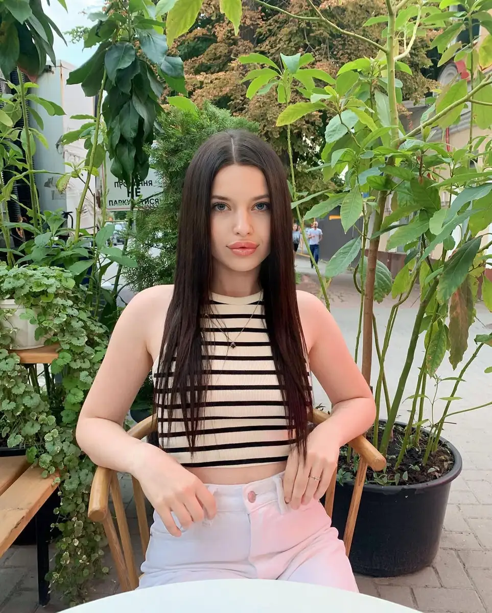 Ivy escort in Dubai