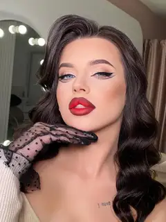 Ivy escort in Dubai